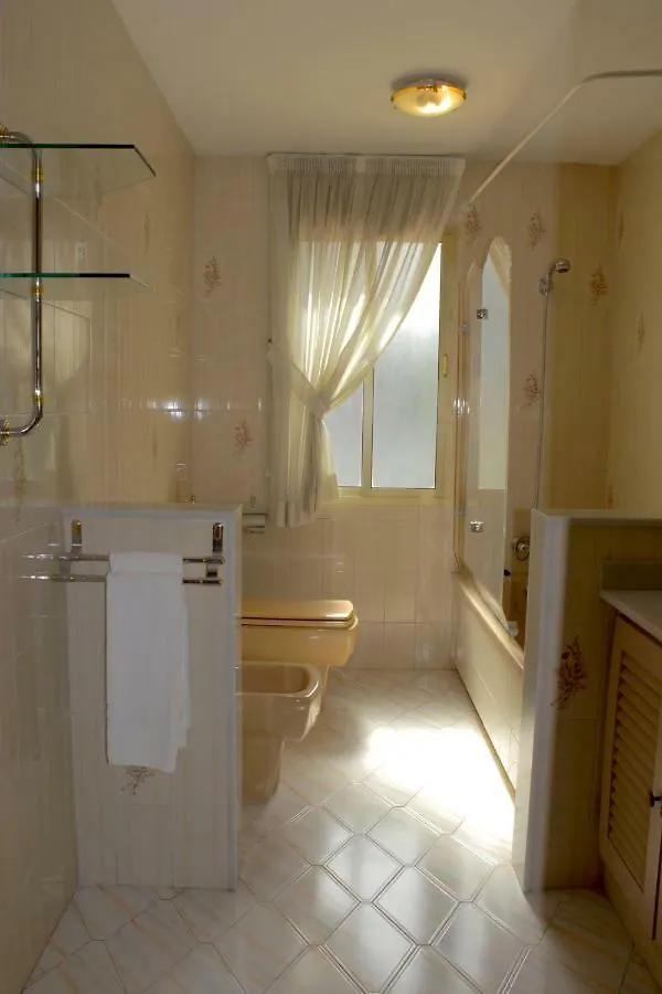 Riyadh House Marbella Apartment