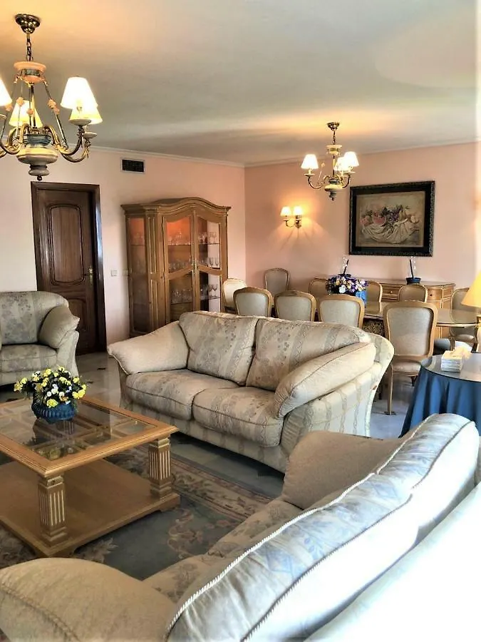 Riyadh House Marbella Apartment